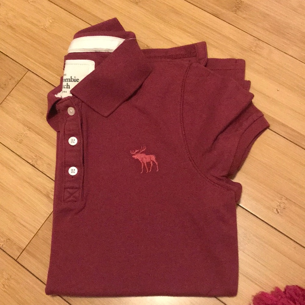 Abercrombie & Fitch Burgundy Collared shirt